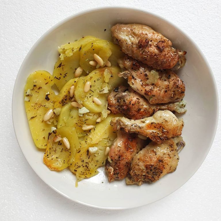 Asado de pollo con patatas