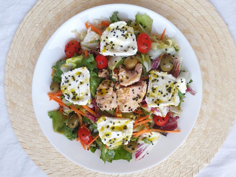 Ensalada con hígado de bacalao